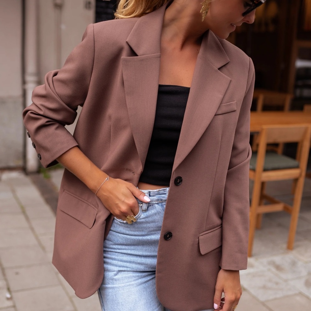 Chic Brown Blazer